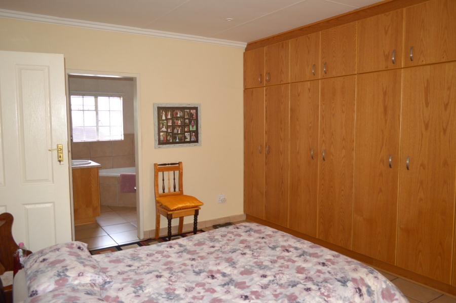3 Bedroom Property for Sale in Doringkruin North West